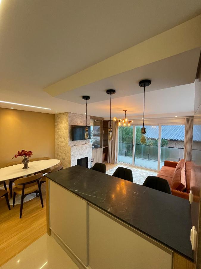 Apartamento Espetacular, 2 Suites, A 30M Da Rua Coberta 格拉玛多 外观 照片