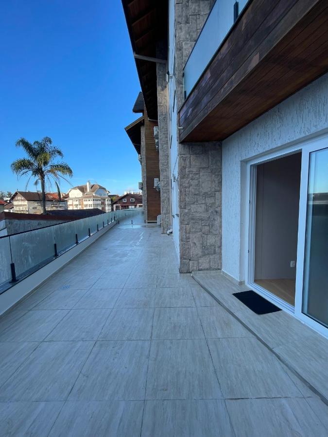 Apartamento Espetacular, 2 Suites, A 30M Da Rua Coberta 格拉玛多 外观 照片