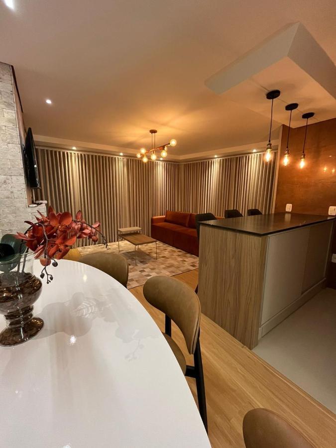 Apartamento Espetacular, 2 Suites, A 30M Da Rua Coberta 格拉玛多 外观 照片