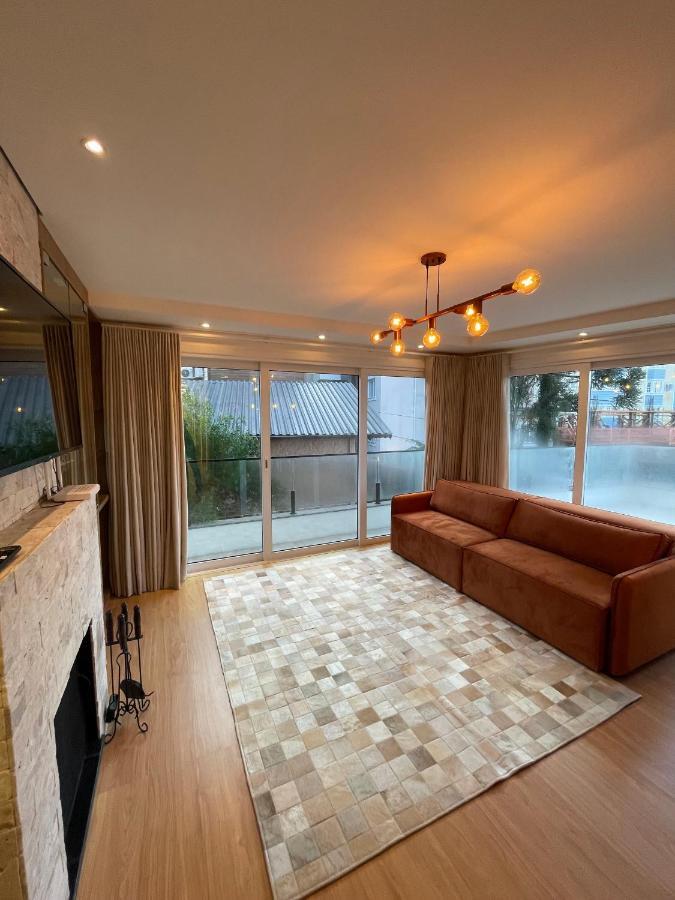 Apartamento Espetacular, 2 Suites, A 30M Da Rua Coberta 格拉玛多 外观 照片