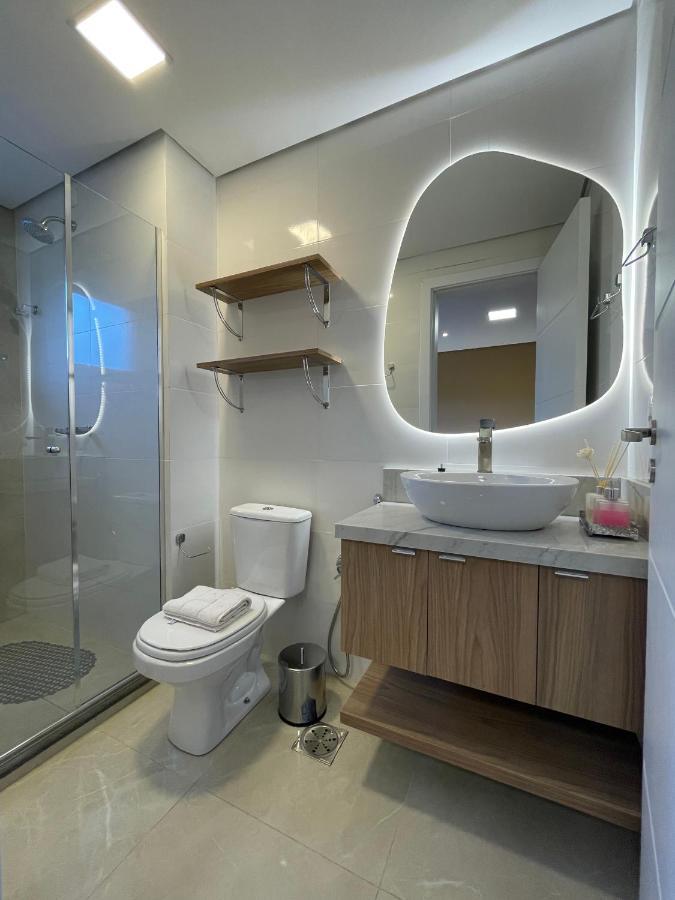 Apartamento Espetacular, 2 Suites, A 30M Da Rua Coberta 格拉玛多 外观 照片
